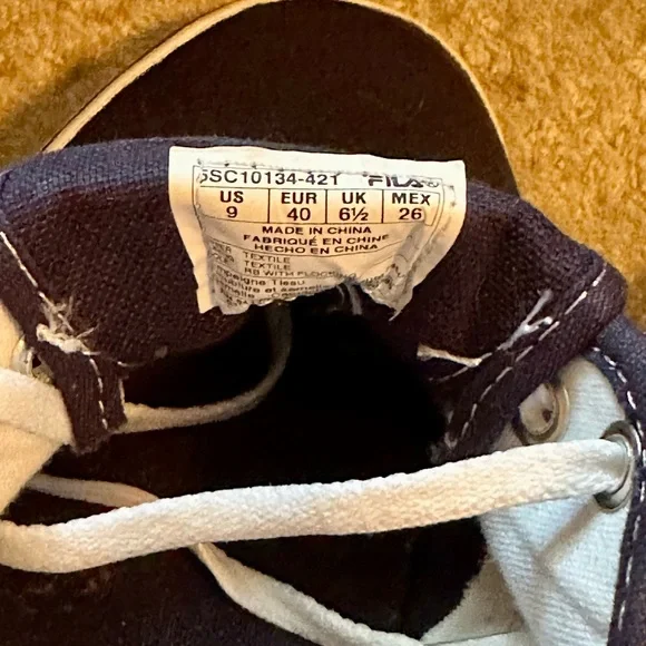 Fila Women’s Navy Blue Canvas Sneakers - Picture 3 of 6